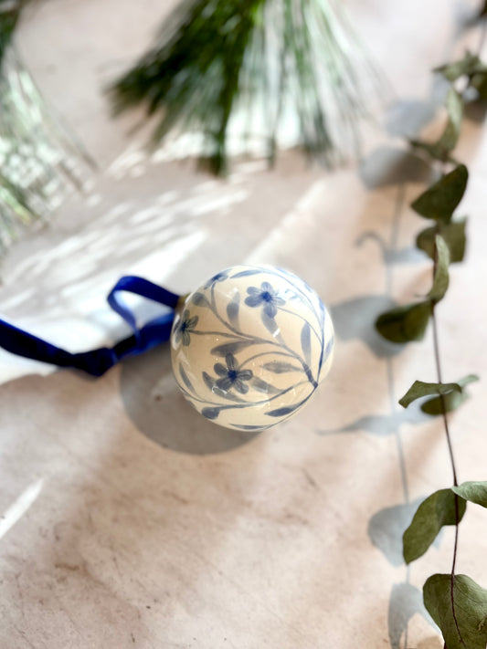 Ditsy floral Bauble