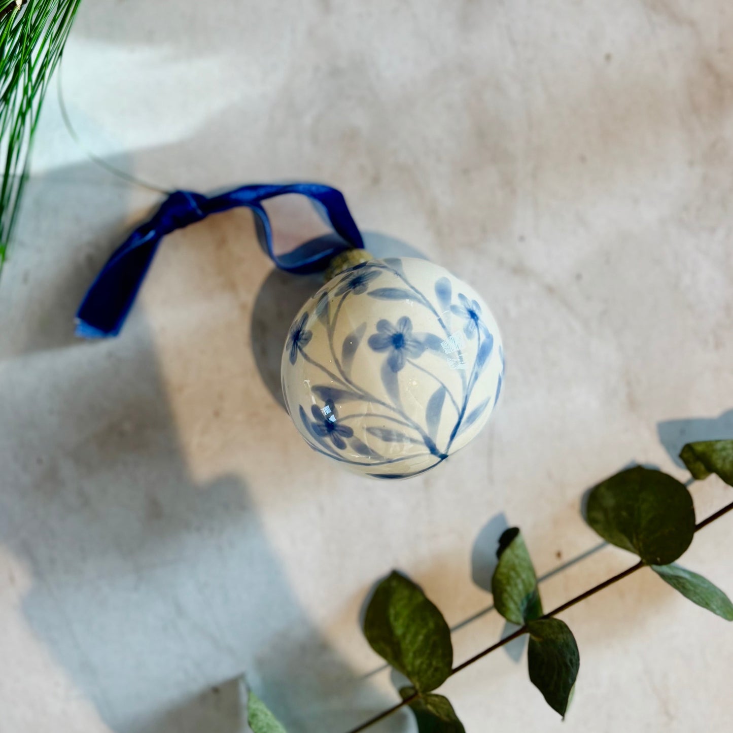 Ditsy floral Bauble